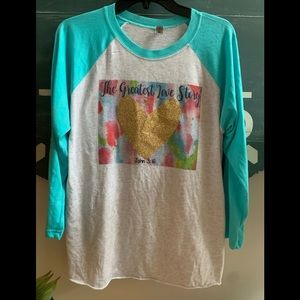 3/$15❤️💙❤️💙❤️Valentines Baseball Tee❤️💙❤️💙❤️